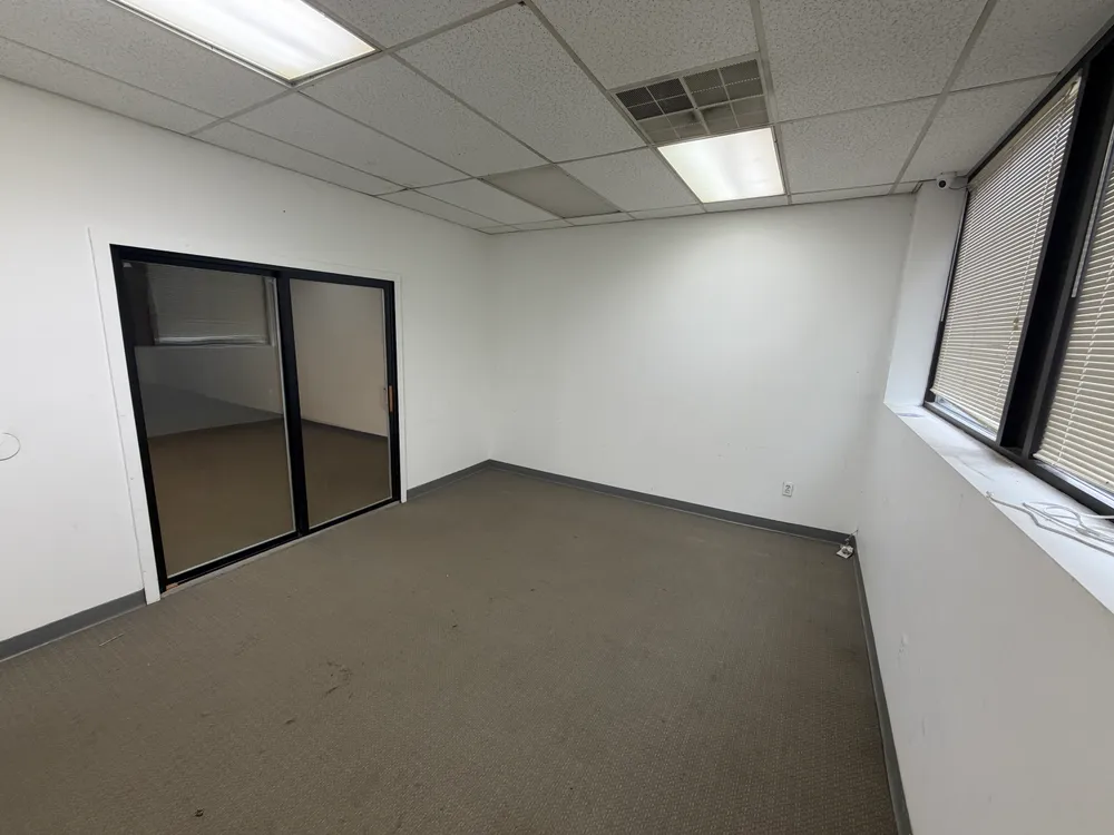 1 Mattoon Road - Unit 6 — photo 6