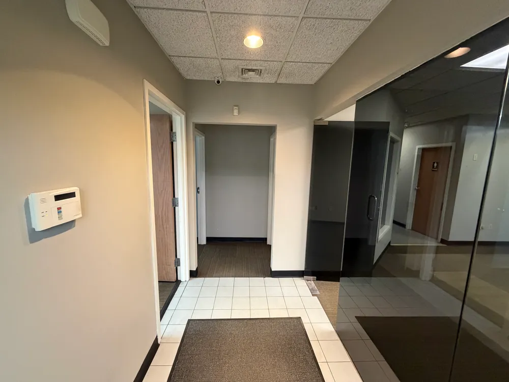 2056 Thomaston Ave - Unit 2 — photo 4