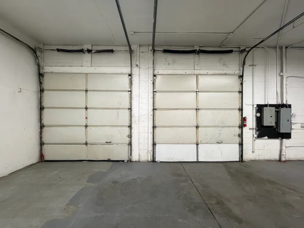 2056 Thomaston Ave - Unit 2 — photo 12
