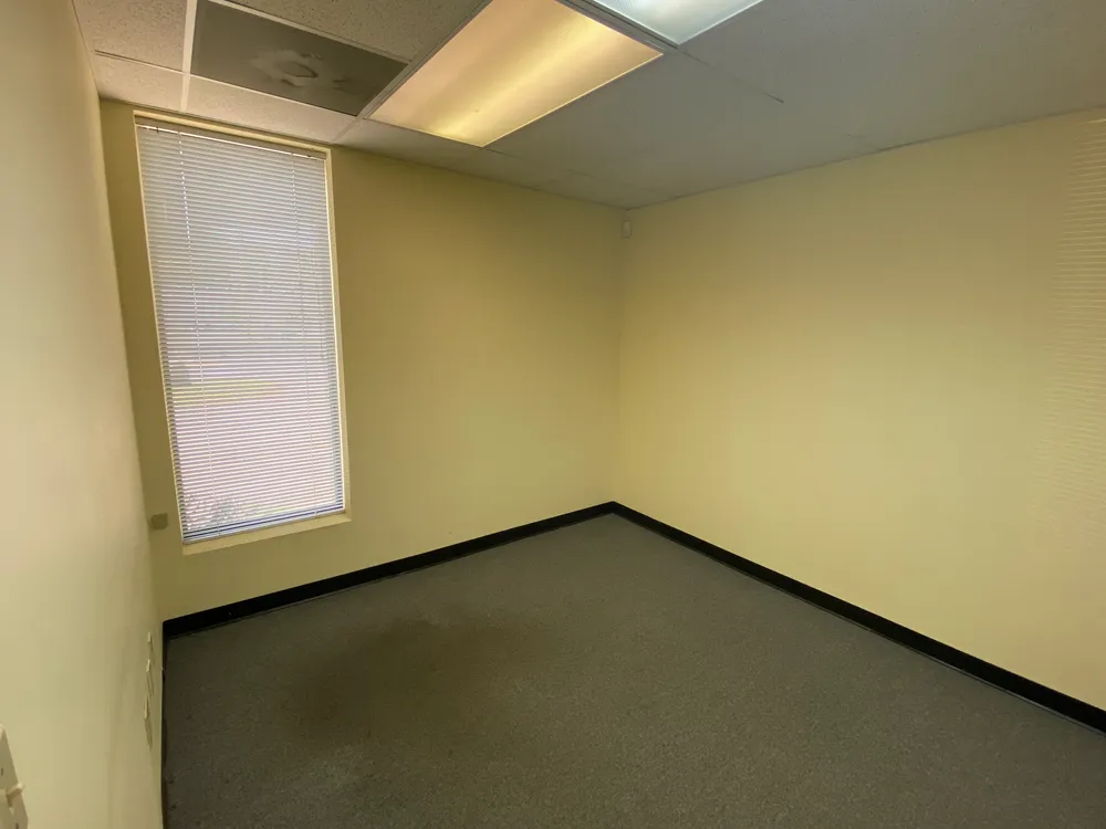 2056 Thomaston Ave - Unit 1 — photo 6