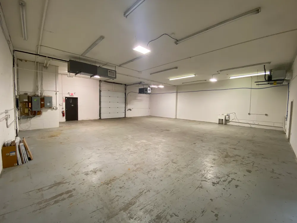 2056 Thomaston Ave - Unit 1 — photo 5